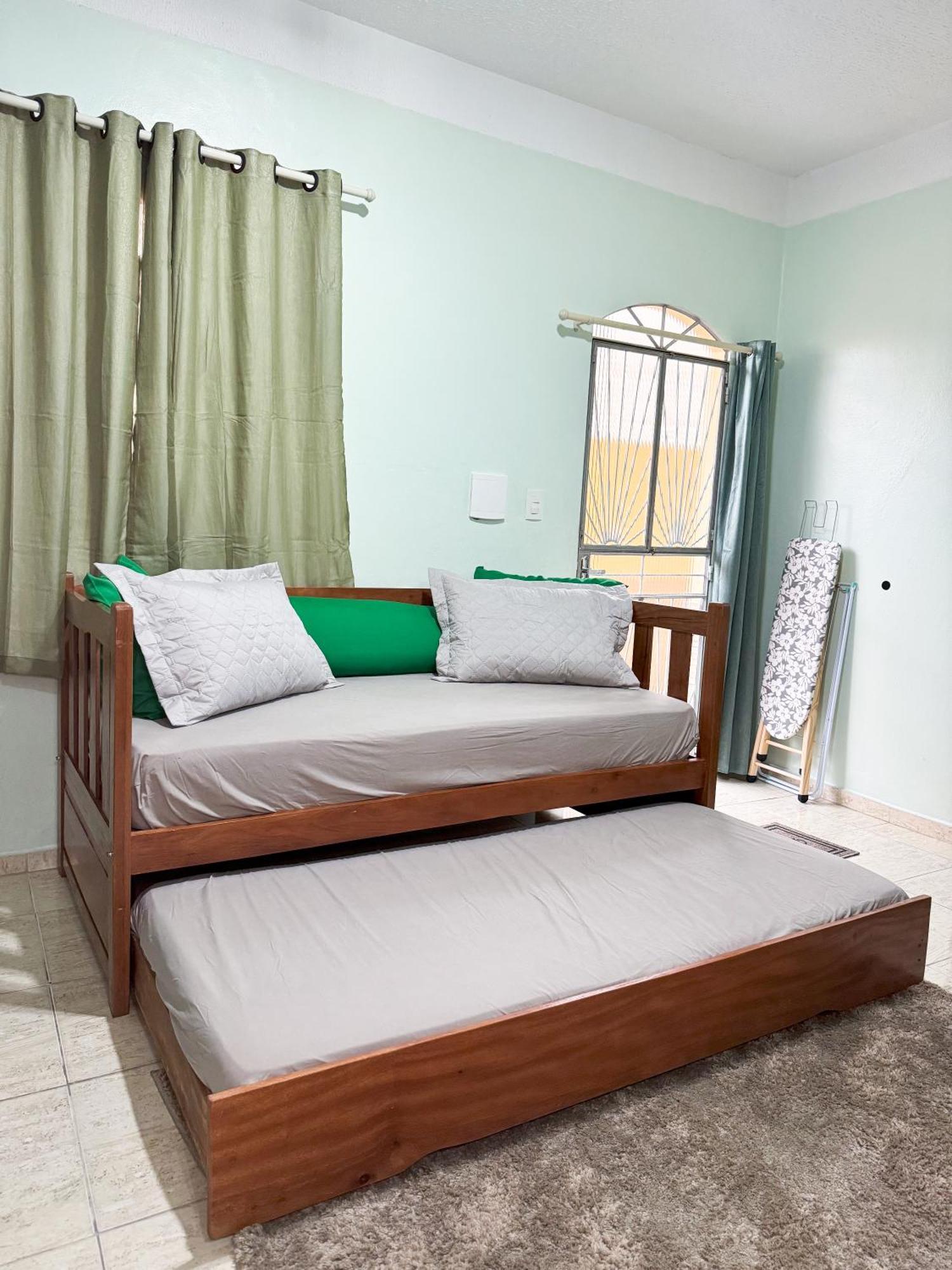 Apartamento Confortavel Mobiliado 03 *